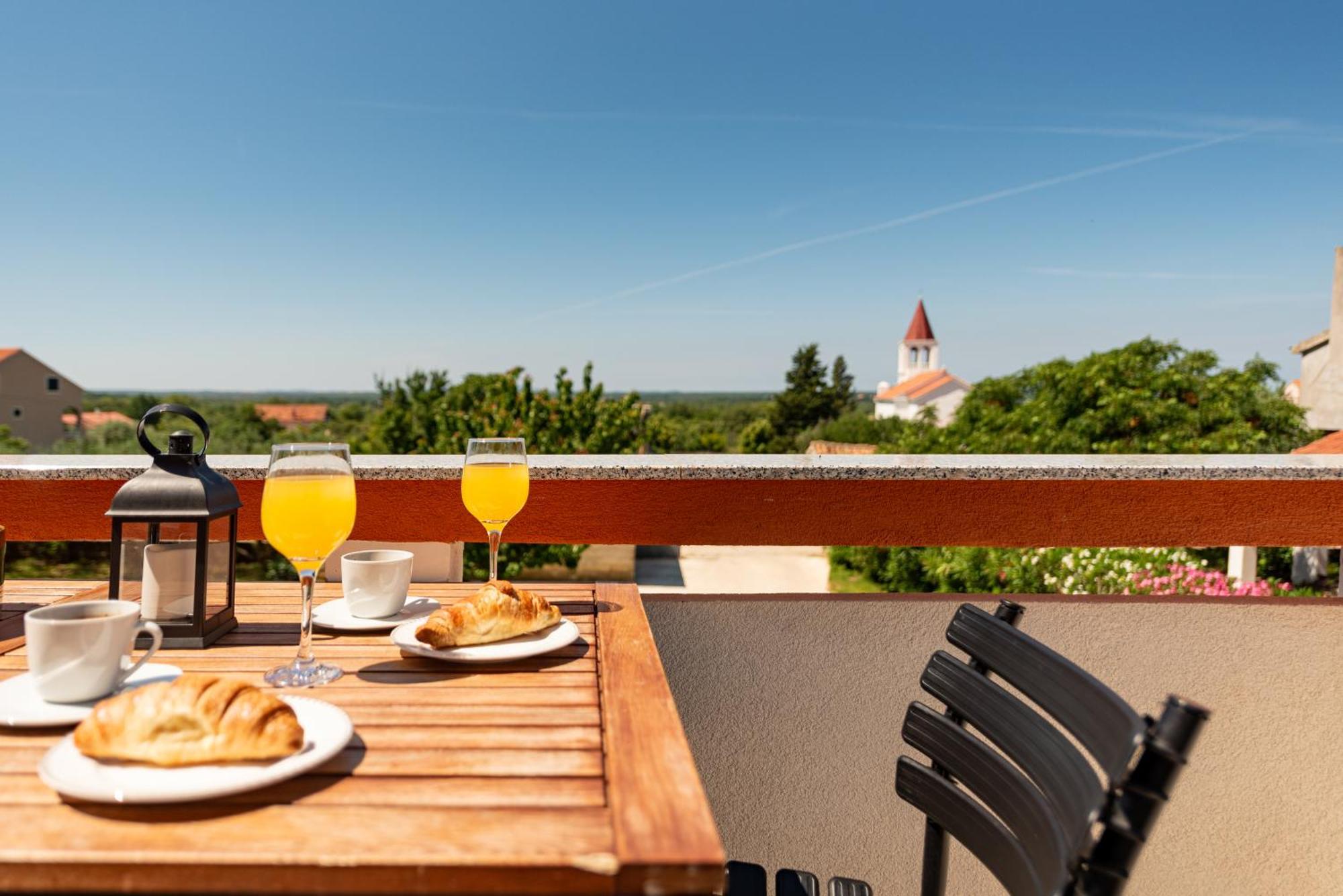 Apartman Mara Poljica  Экстерьер фото