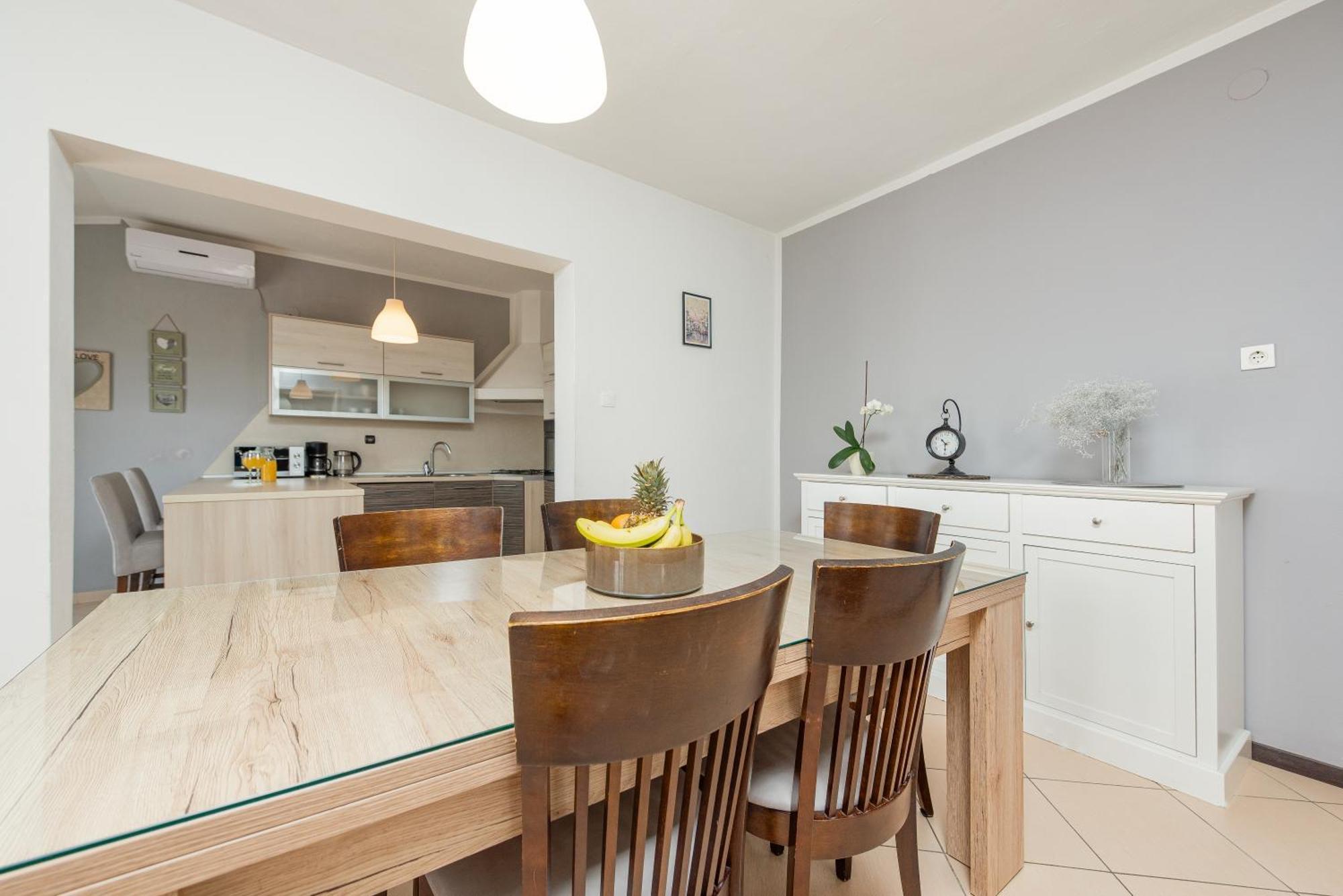 Apartman Mara Poljica  Экстерьер фото