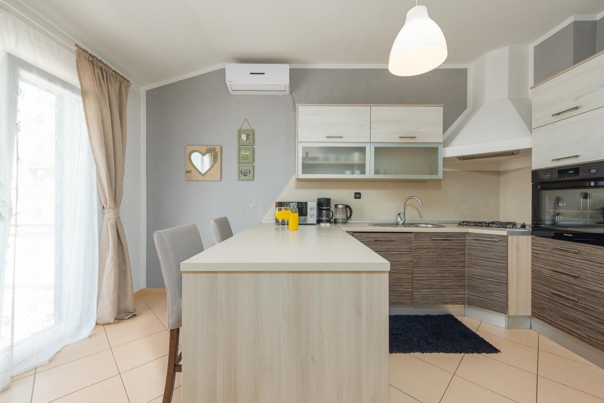 Apartman Mara Poljica  Экстерьер фото